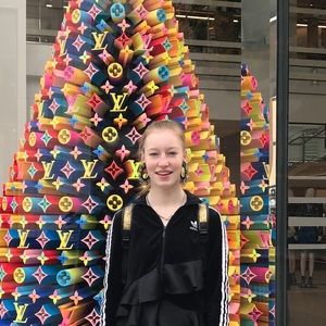 Meet your Posher, Sarah